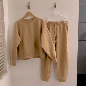 Aritzia TNA matching set COZY Fleece in GD Sand bluff